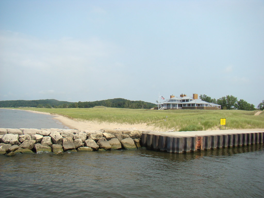 Star of Saugatuck 