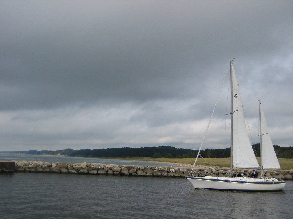 Sunset Sailing in Saugatuck